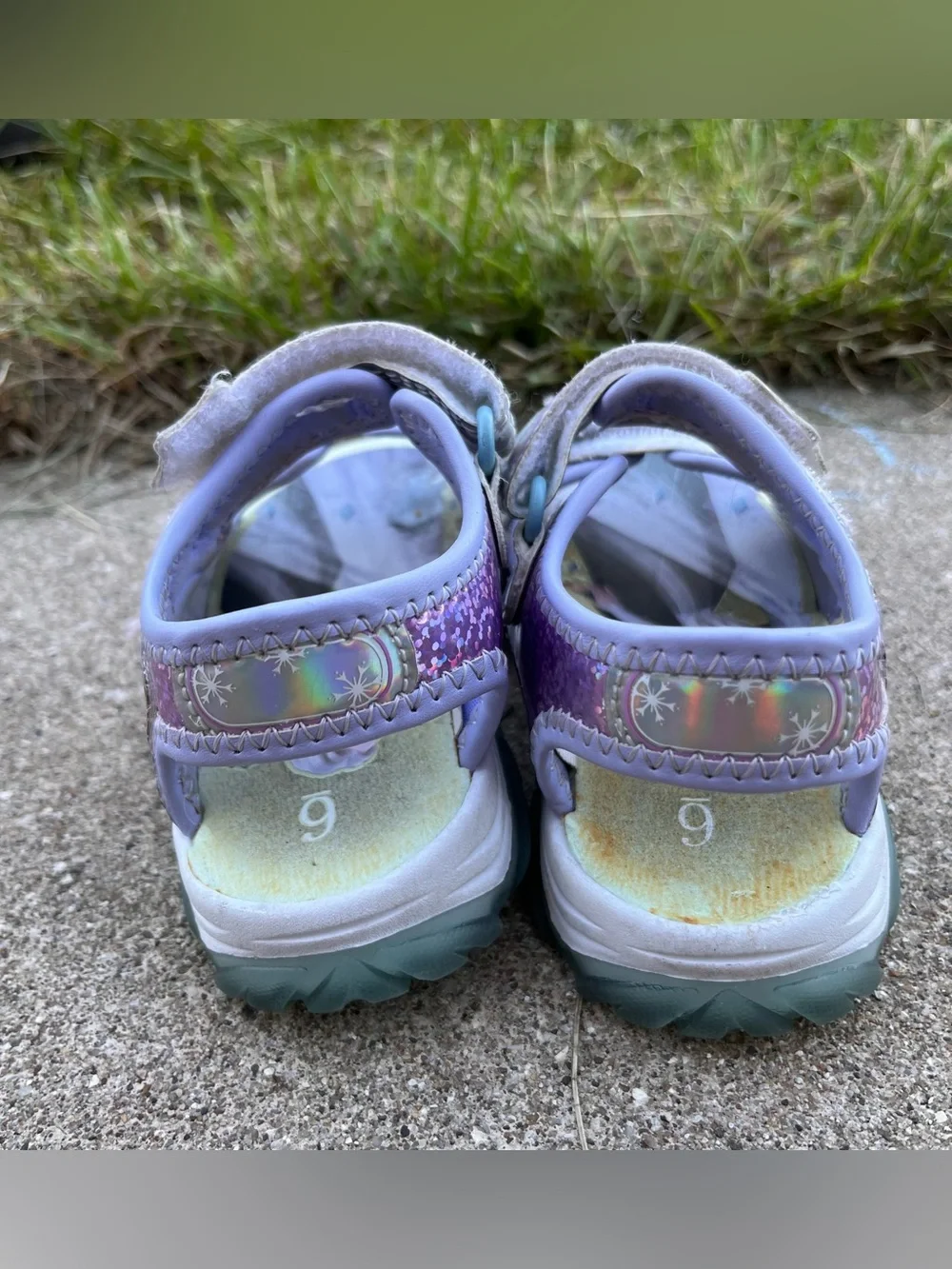 Girls' Disney Frozen Character Light-Up Sandals in Lavender
